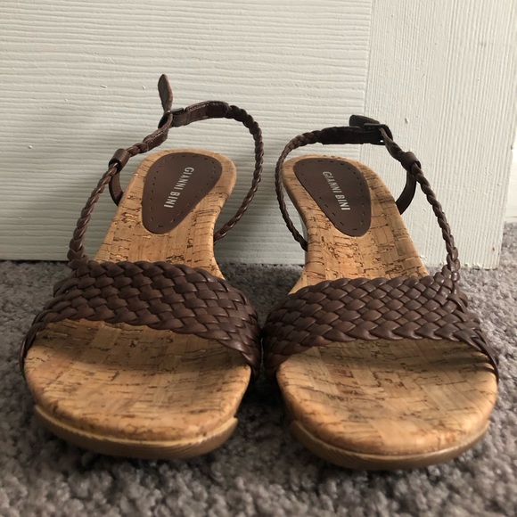 Gianni Bini Wedges - Picture 3 of 5